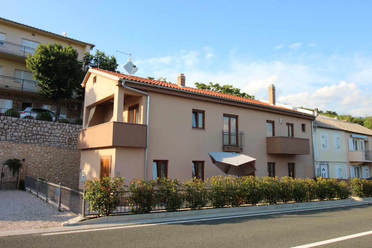 Apartmani Irena Novi Vinodolski Luaran gambar